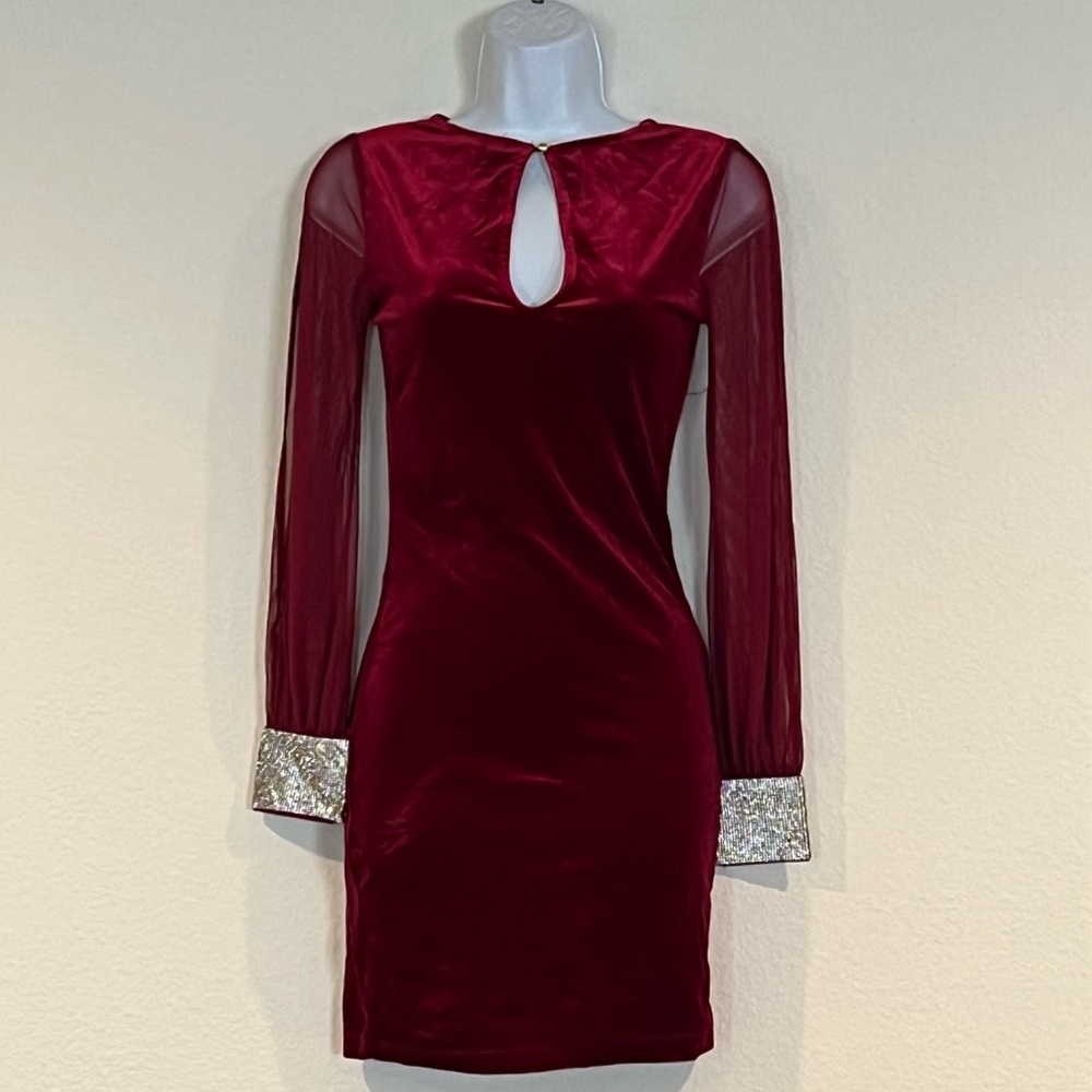 Women Above Knee Dress - Picture 2 of 4